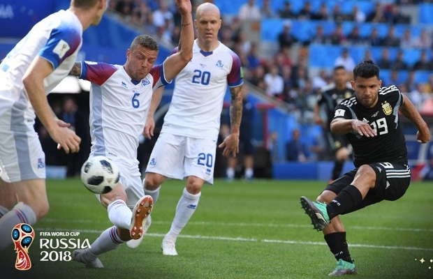 Защитник "Ростова" Рагнар Сигурдссон помог сборной Исландии отстоять ничью в матче ЧМ с Аргентиной